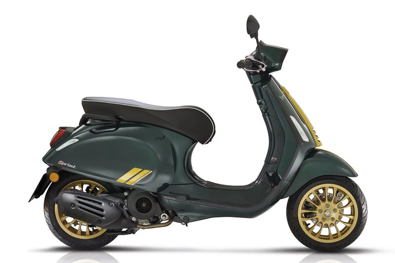 1. Vespa Elettrica (giá: 7.499 USD).