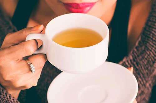 Bảo vệ sức khỏe vào mùa đông chỉ cần "ăn nhiều 1 rau, 2 việc đúng giờ, tránh 3 quả và làm 4 điều"