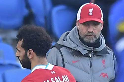 Salah tức giận vì bị thay, Klopp giải thích gì?