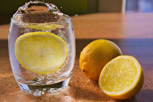 5 cách vệ sinh đồ thuỷ tinh luôn sáng bóng