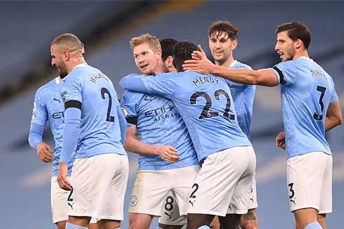 Man City: 'Bay' trở lại được không?