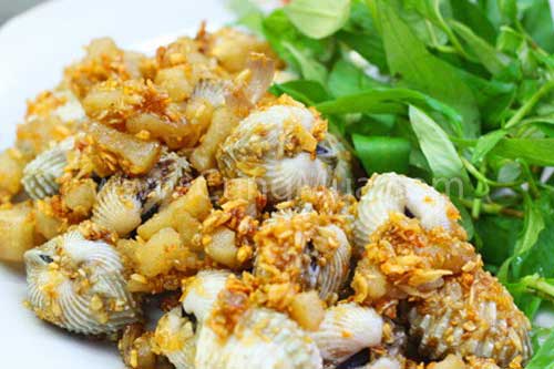 Cách làm sò huyết xào bơ tỏi thơm cho ngày se lạnh