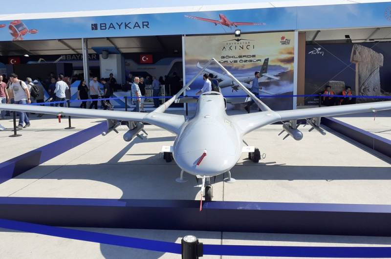 Ukraine dùng UAV Thổ Nhĩ Kỳ giám sát bán đảo Crimea