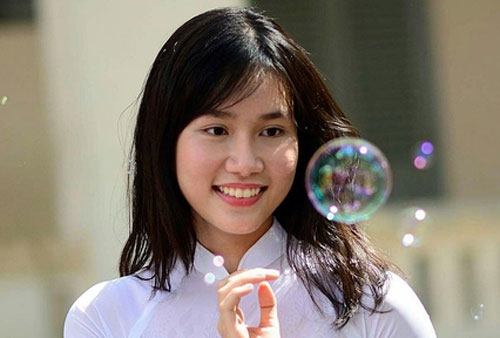 Thời học sinh của 'Á hậu học giỏi' Phương Anh