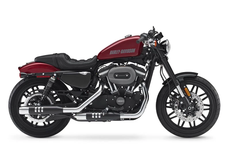 9. Harley-Davidson Sportster Roadster 2017 (thời gian tăng tốc từ 0-96 km/h: 4,7 giây).