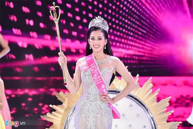 Soi biểu tượng quyền lực của Hoa hậu Việt Nam trong Thập kỷ hương sắc - Ảnh 4.