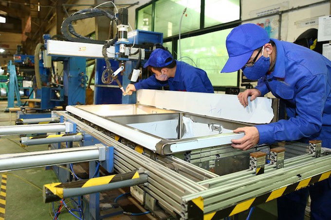 Mỗi tháng có 8,5 nghìn doanh nghiệp rút lui khỏi thị trường