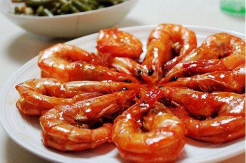 Cách làm món tôm rim nước dừa thịt ngọt, béo ngậy vô cùng hấp dẫn