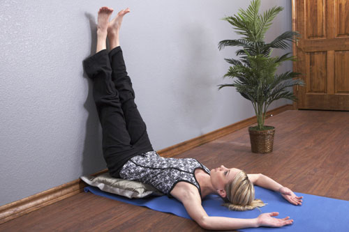 Làm 1 động tác trước khi đi ngủ, chị em nhận ngay 4 lợi ích tuyệt vời: Từ thon đùi đến ngừa bệnh