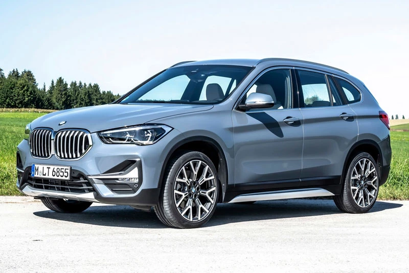 2. BMW X1 2020 (giá khởi điểm: 35.200 USD, điểm tổng thể: 8,4/10).