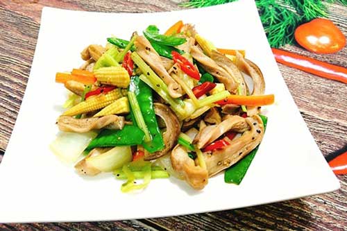 Dạ dày lợn xào thập cẩm trắng giòn, không bị hôi nhờ bí quyết này