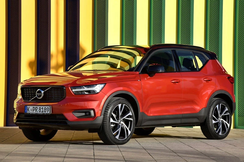 4. Volvo XC40 2020 (giá khởi điểm: 33.700 USD, điểm tổng thể: 8,3/10).