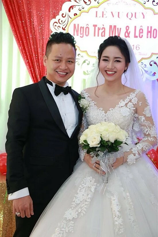 Á hậu 1 Hoa hậu Hoàn vũ Việt Nam 2015 Ngô Trà My được chọn dự thi Miss Universe 2016. Bất ngờ, cô tuyên bố theo chồng về dinh.