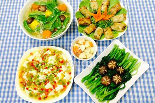 Ăn chay có nguy cơ bị gãy xương cao gấp đôi những người ăn thịt