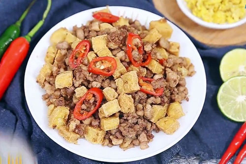 Cực hao cơm với đậu hũ chưng thịt cho ngày mưa lạnh