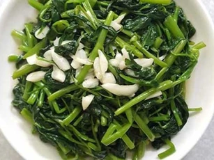 Những người tuyệt đối không nên ăn rau muống