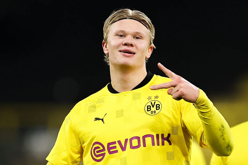 3. Erling Haaland (Borussia Dortmund, giá trị hiện tại: 90 triệu bảng, tăng 31,5 triệu bảng).