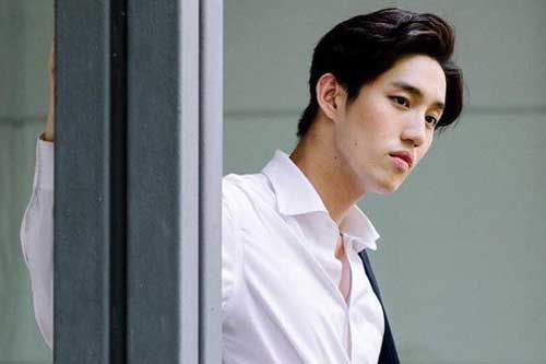 Vô tình gặp lại vợ cũ ở nhà hàng và thấy cô ấy ngất xỉu, tôi vội đưa đến bệnh viện thì lặng người đi khi nghe bác sĩ thông báo