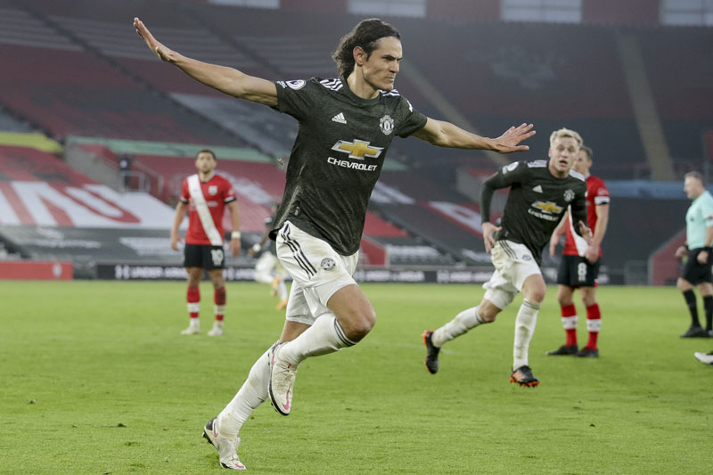 FA yêu cầu Cavani giải thích vụ 'vạ miệng' trên MXH