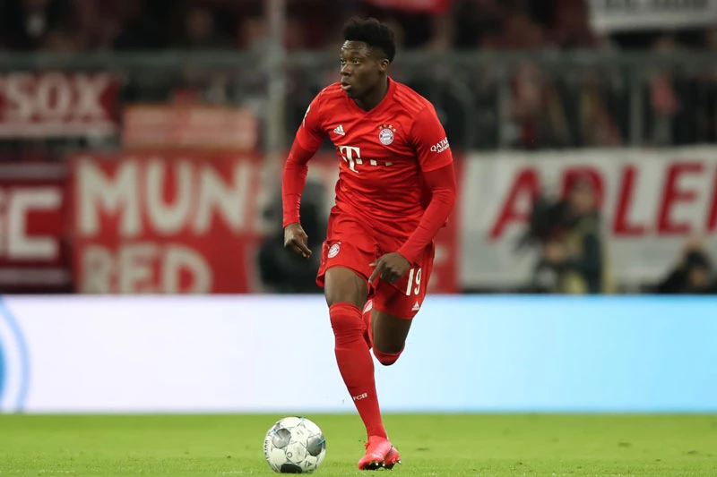 Hậu vệ trái: Alphonso Davies (Bayern Munich).