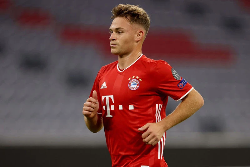 Tiền vệ: Joshua Kimmich (Bayern Munich).