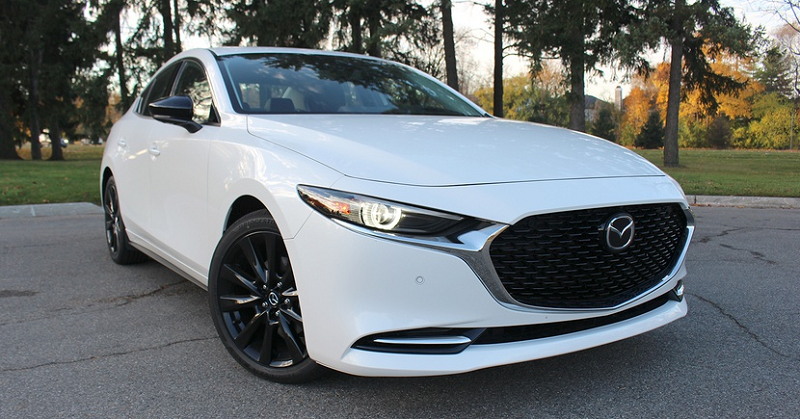 Mazda3 thêm biến thể động cơ tăng áp, chốt giá 714 triệu đồng