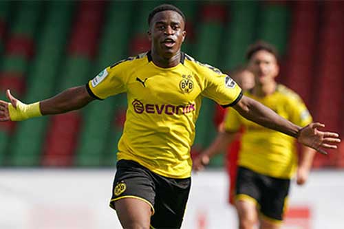 Những kỷ lục đang chờ thần đồng 16 tuổi của Dortmund xô đổ ở Champions League