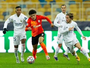 Real Madrid đối mặt nguy cơ bị loại từ vòng bảng Champions League