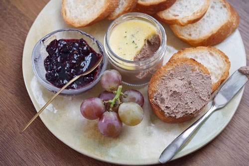 Học được của người bạn Pháp cách làm pate gan gà, cả nhà ai cũng khen tôi có tay nghề đầu bếp