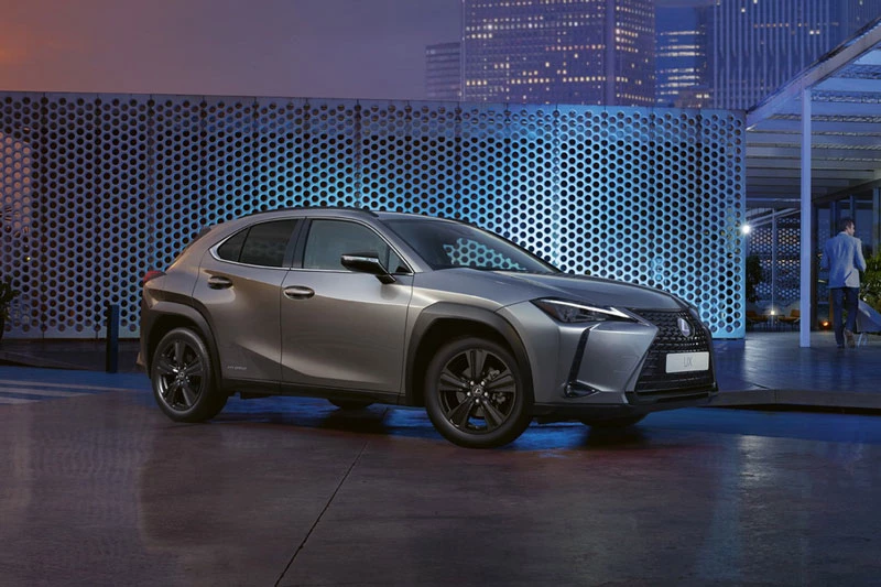 Lexus UX 250h đời 2021.