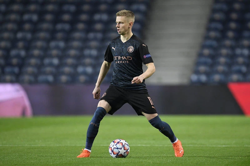 Hậu vệ trái: Oleksandr Zinchenko (Man City).