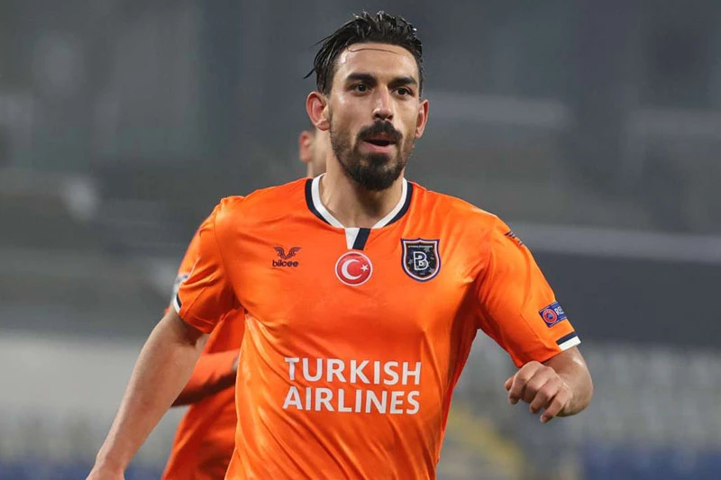 Tiền vệ: Irfan Kahveci (Istanbul Basaksehir).