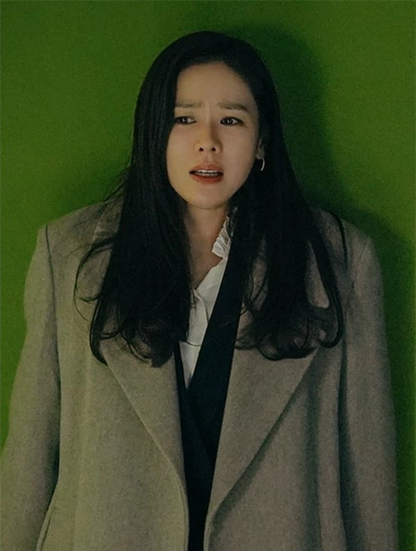 Hyun Bin bị bạn diễn tiết lộ tính cách thật khi đóng "Hạ cánh nơi anh", Son Ye Jin bỗng dưng bị cho ra rìa - Ảnh 4. Hyun Bin bị bạn diễn tiết lộ tính cách thật khi đóng "Hạ cánh nơi anh", Son Ye Jin bỗng dưng bị cho ra rìa - Ảnh 4.