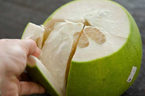 Công dụng của vỏ bưởi trong điều trị ho đờm, viêm da khiến ai cũng bất ngờ