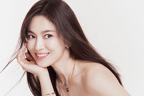 Song Hye Kyo: 'Mẹ là nguồn hỗ trợ lớn nhất cho tôi'