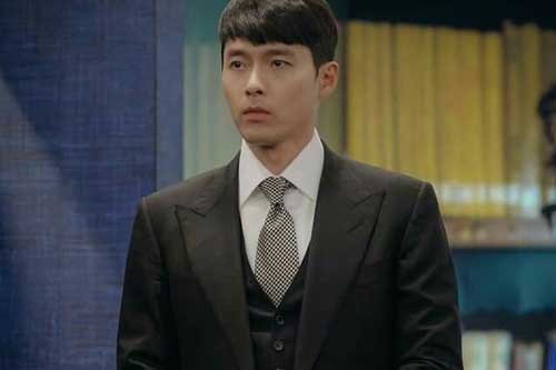 Hyun Bin bị bạn diễn tiết lộ tính cách thật khi đóng "Hạ cánh nơi anh", Son Ye Jin bỗng dưng bị cho ra rìa