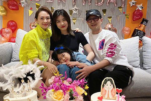 Chương Tử Di gửi lời nhắn ngọt ngào đến con chồng