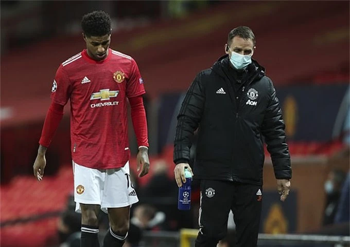 Rashford đang gặp vấn đề về vai