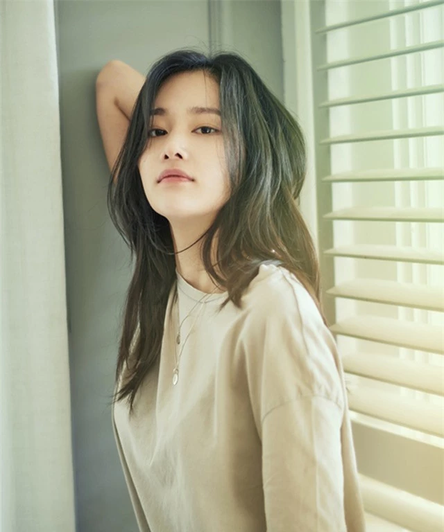 Jeon Jong Seo: Nàng thơ mới của điện ảnh xứ Hàn xuất sắc với vai ác nữ - 9