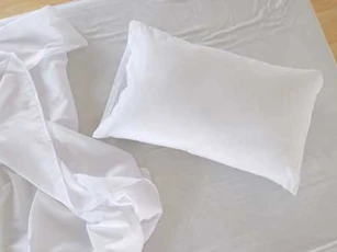 Mẹo giặt sạch chăn ga gối mà không cần dùng nước tẩy