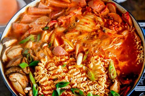 4 thực phẩm bình thường nhưng ăn nhiều bào mòn dạ dày của bạn, nhất là loại thứ 2 nhiều người mắc