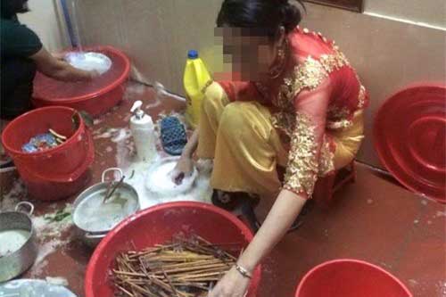 Chưa thay váy cưới họ hàng đã sai dâu mới đi rửa bát, cô nhanh trí "hoãn binh", nhưng lời nói lạnh tanh từ mẹ chồng khiến cô tê tái