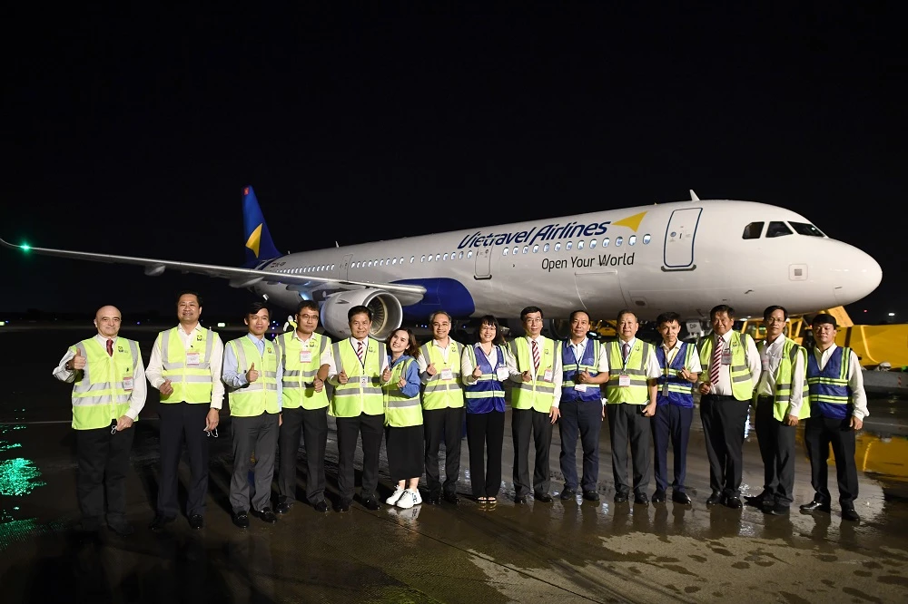 Toàn bộ nguồn nhân lực và kỹ thuật của Vietravel Airlines đang sẵn sàng cho việc cất cánh chuyến bay thương mại đầu tiên trong thời gian sớm nhất.