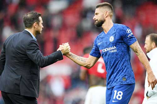 Giroud ra điều kiện để ở lại Chelsea