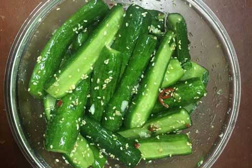 Bật mí cách muối dưa chuột tuyệt ngon, ăn là nghiền