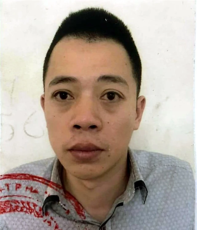 Hà Nội: Người đàn ông Hàn Quốc mất 40.000 USD trong hầm gửi xe - 1