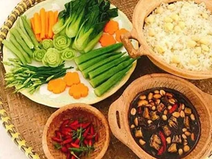 Tuyệt chiêu làm củ quả kho quẹt chuẩn vị miền Tây ngon nức lòng