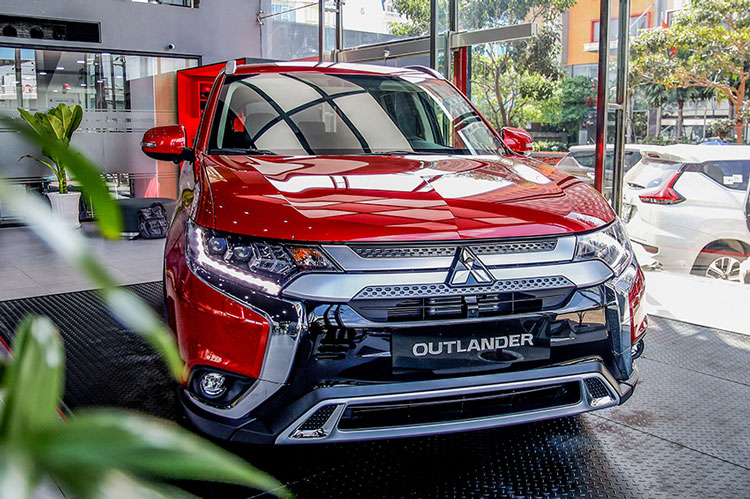 Bảng giá xe Mitsubishi tháng 12/2020: Ưu đãi ‘khủng’