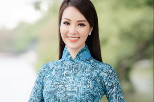 Á hậu Thụy Vân: "Nhiều người hỏi tôi về nhan sắc Hoa hậu Đỗ Thị Hà"