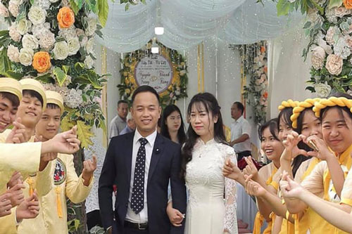 Cô gái 'bóc phốt' studio làm việc không có tâm, thuê chụp ảnh cưới hỏi và nhận về loạt ảnh xấu khó tả